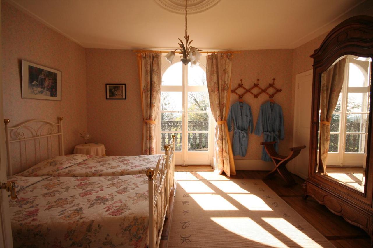 Domaine De Sainte Anne Bed & Breakfast Venoy Dış mekan fotoğraf