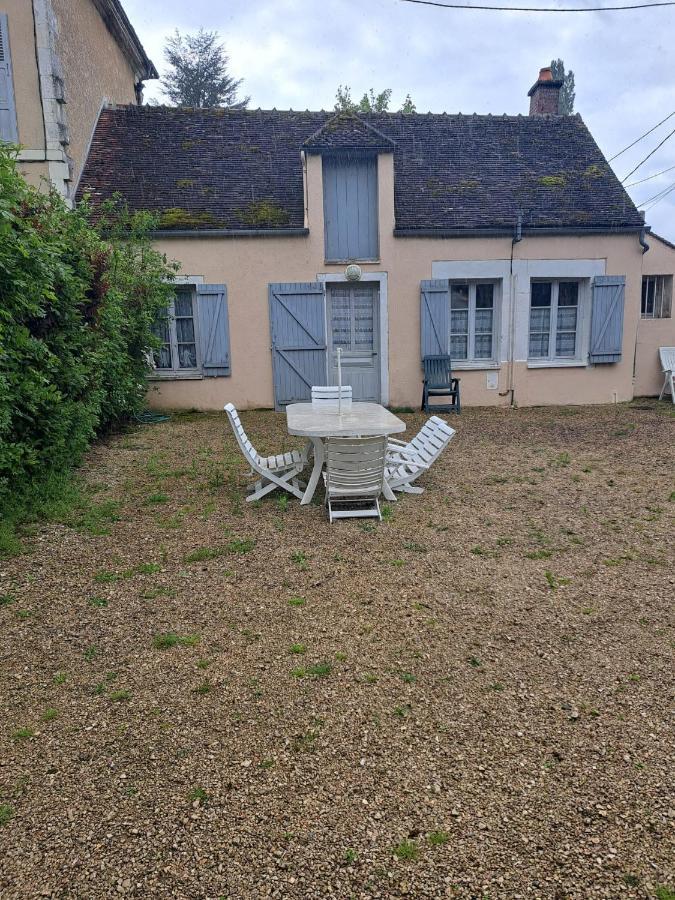 Domaine De Sainte Anne Bed & Breakfast Venoy Dış mekan fotoğraf